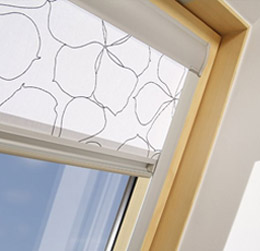 Strešna okna Fakro, Notranja senčila za strešna okna, Prosojni rolo ARP, ARP-E